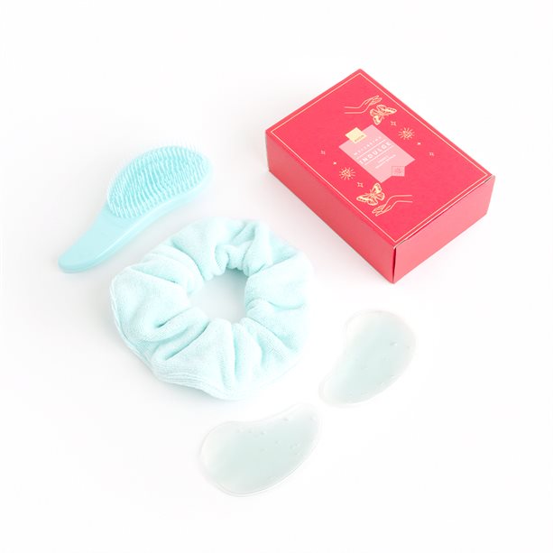 Avon Indulgent Night In Gift Set